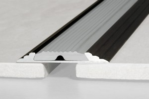 Listwa Progowa z Wkładką Antypoślizgową (GUMA)  A10 180cm