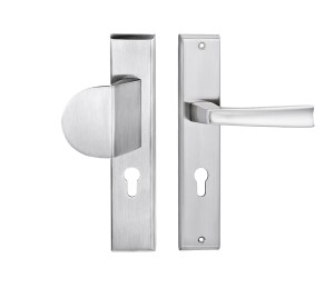 Klamko-uchwyt do drzwi wejściowych MAJA długi szyld, 72mm na wkładkę, LEWA, nikiel szczotkowany