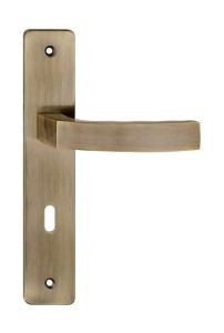 Klamka drzwiowa MONDO długi szyld, 72mm na KLUCZ, patyna