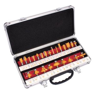 Frezy kształtowe do drewna 24cz walizka aluminiowa